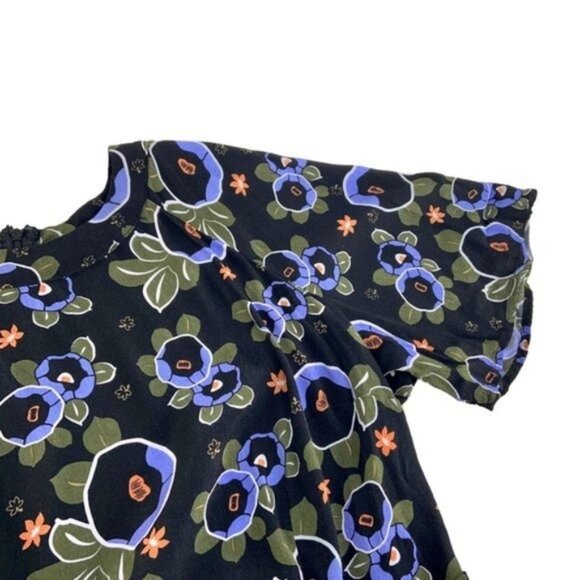 Eloquii Black Floral Cropped Tie Waist Top - Picture 5 of 7